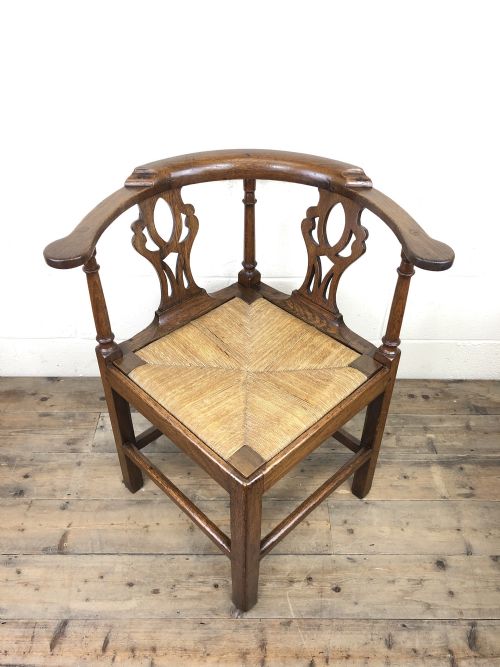 fig 1. Antique 19th Century Oak Corner Chair with Rush Seat