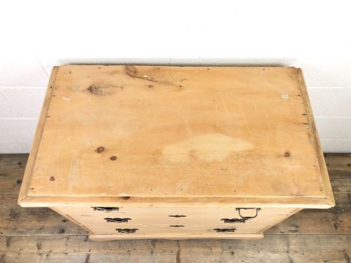fig 1. Small Antique Pine Chest of Drawers