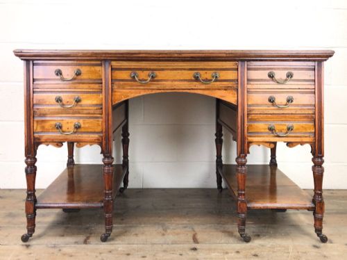 fig 1. Victorian Mahogany Kneehole Desk