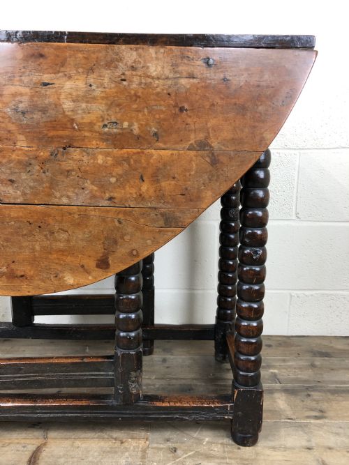 fig 2. Early 18th Century Yew & Fruitwood Gate Leg Table