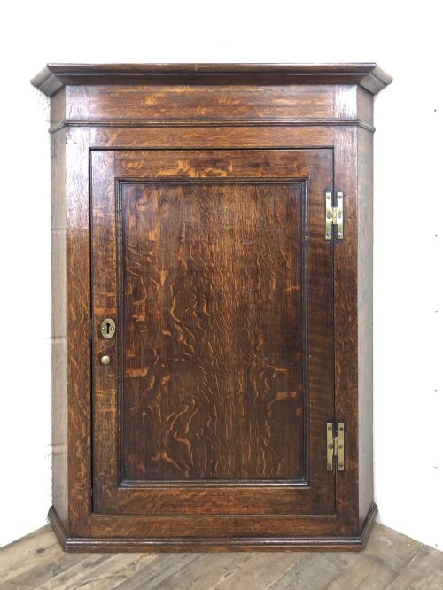 Antique Georgian Oak Hanging Corner Cupboard