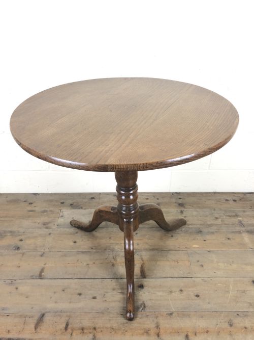 fig 1. 19th Century Oak Circular Tilt Top Tripod Table
