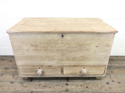 fig 1. Antique Pine Blanket Box or Mule Chest