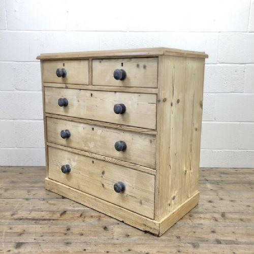 fig 1. Antique Pine Chest of Drawers