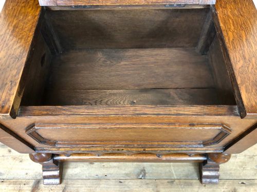 fig 2. Antique Oak Monks Bench Seat 