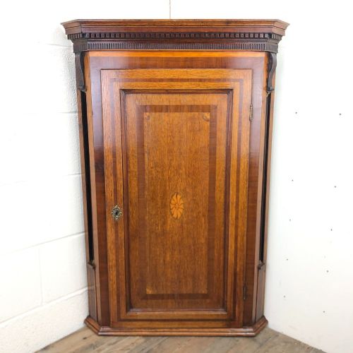 fig 2. Georgian Oak Hanging Corner Cupboard