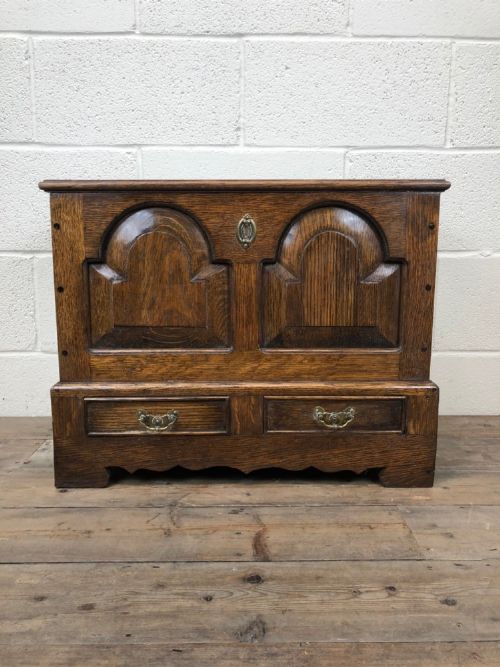 fig 2. Antique 18th Century Style Welsh Oak Coffer Bach
