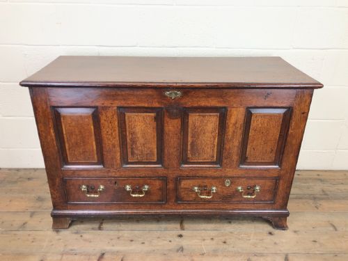 fig 1. Georgian Oak Coffer with Drawers