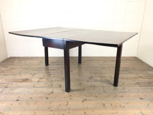 fig 1. 18th Century Mahogany Drop Leaf Table
