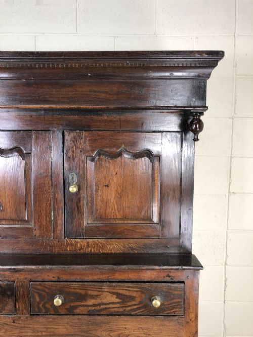 fig 2. 18th Century Welsh Oak Deuddarn Cupboard 