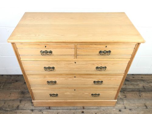 fig 1. Antique Pine Chest of Drawers