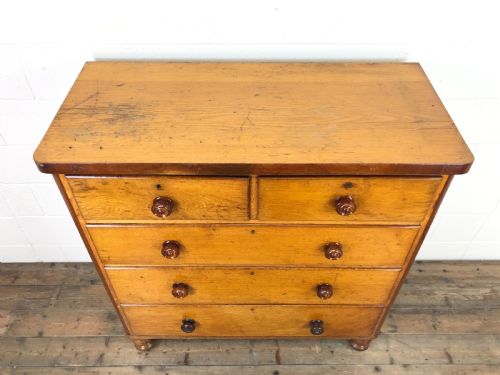 fig 1. Victorian Oak Straight Front Chest of Drawers