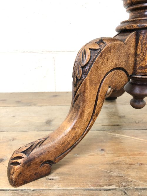 fig 2. Victorian Upholstered Piano Stool