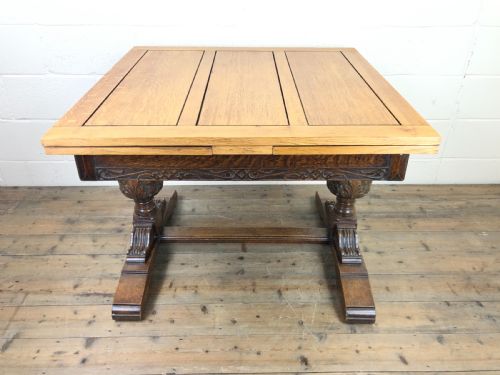 fig 1. Oak Draw Leaf Dining Table