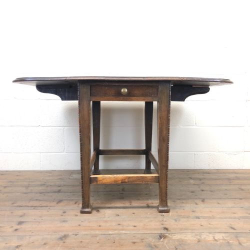 Early 20th Century Arts and Crafts Drop Leaf Table