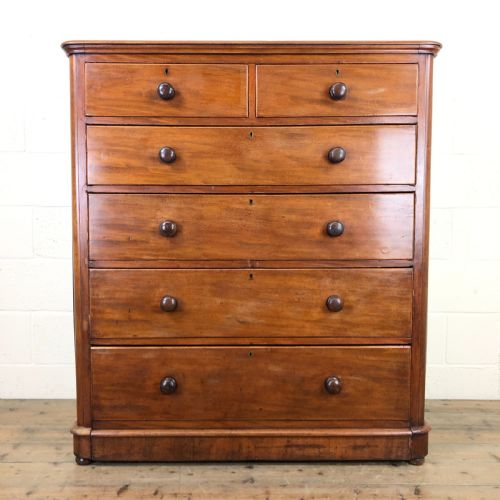 Antique Mahogany Bedroom Chest of Drawers