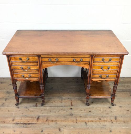 fig 2. Victorian Mahogany Kneehole Desk