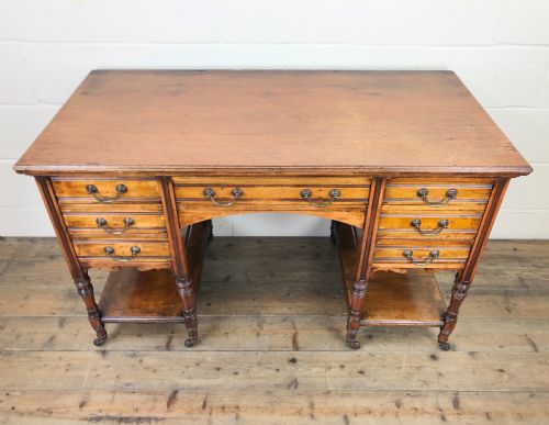 fig 1. Victorian Mahogany Kneehole Desk