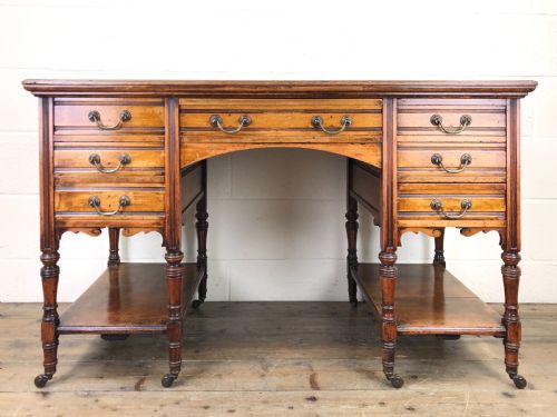 Victorian Mahogany Kneehole Desk