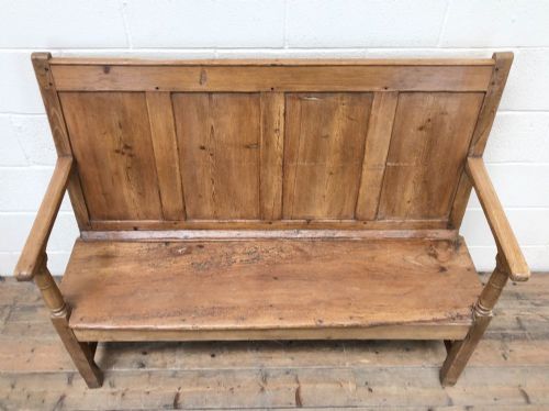 fig 1. 19th Century Pembrokeshire Pine Settle