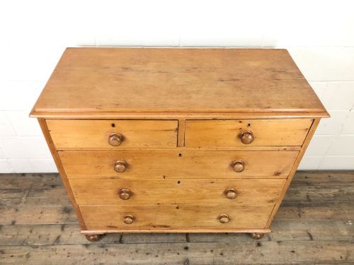 fig 1. Antique Pine Chest of Drawers