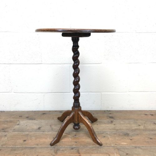Early 20th Century Oak Side Table