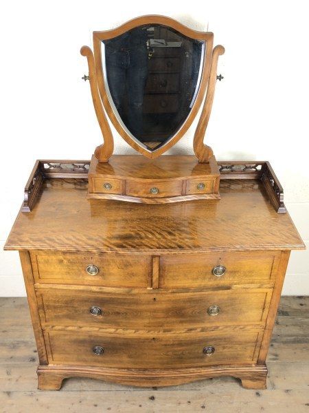 Edwardian Mahogany Serpentine Dressing Table Chest