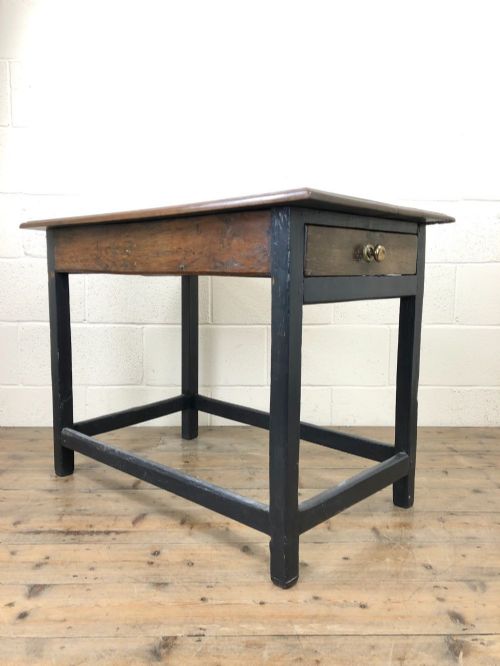 fig 1. Antique Oak Side Table with Drawer