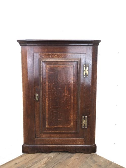 fig 1. Antique Oak Hanging Corner Cupboard