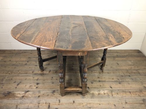 18th Century Oak Gate Leg Table