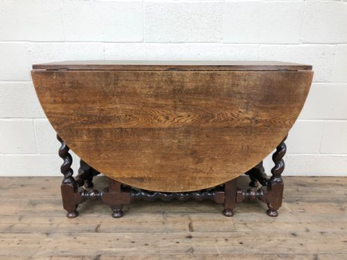 18th Century Welsh Oak Gate Leg Table