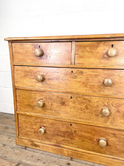fig 2. Victorian Pine Chest of Drawers