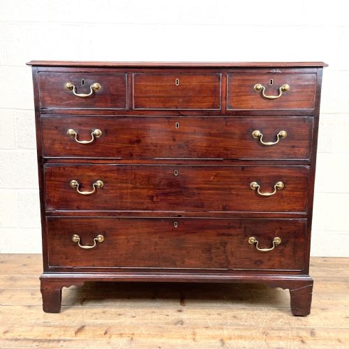 fig 1. Georgian Mahogany Chest of Drawers