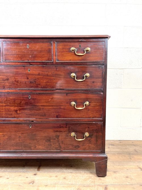 fig 2. Georgian Mahogany Chest of Drawers