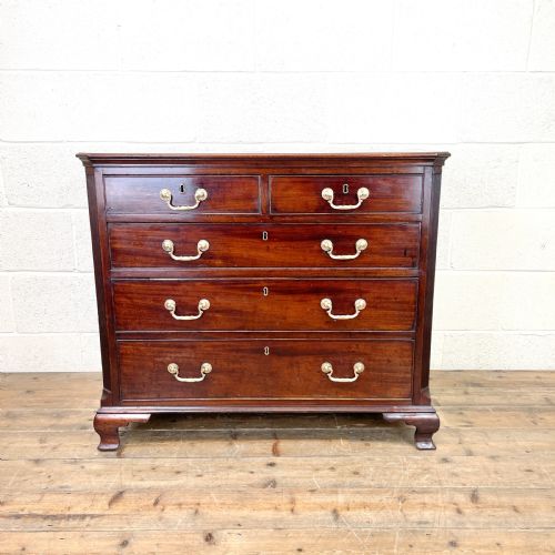 Georgian Mahogany Chest of Drawers
