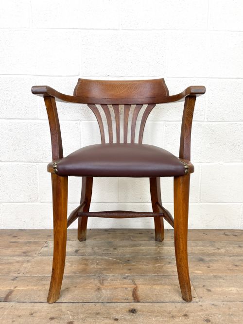 fig 1. Early 20th Century Antique Oak Desk Chair