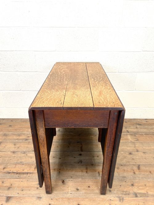 fig 2. Antique Georgian Oak Drop Leaf Dining Table
