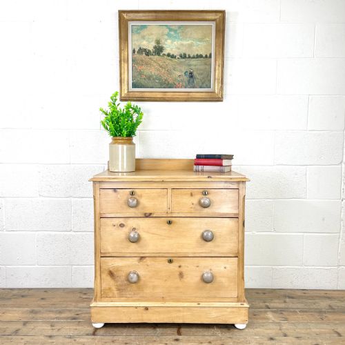 fig 1. Small Antique Pine Chest of Drawers