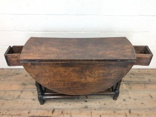 fig 2. Antique Oak Gateleg Table 