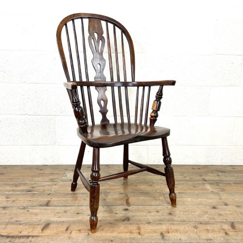 fig 1. Antique Windsor Armchair