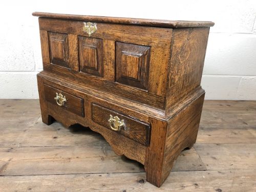 18th Century Style Welsh Oak Coffer Bach