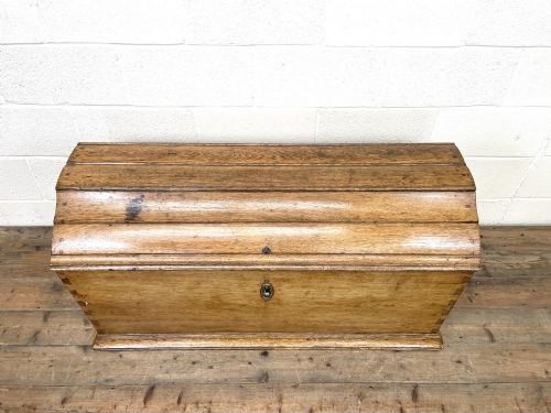 fig 1. 19TH CENTURY ANTIQUE OAK DOME TOP TRUNK