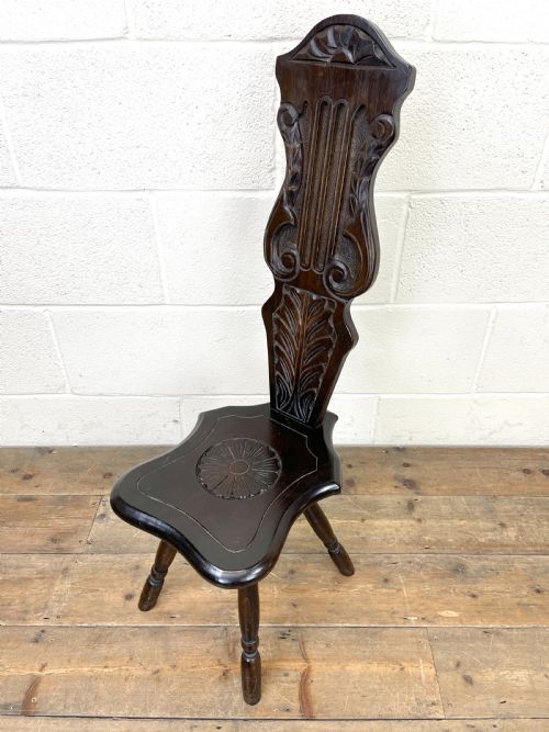fig 1. Welsh Oak Spinning Chair