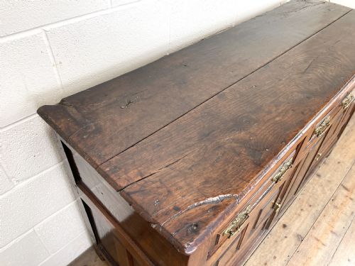 fig 2. 18TH CENTURY WELSH OAK DRESSER BASE