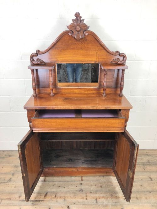 fig 1. ANTIQUE MAHOGANY CHIFFONIER