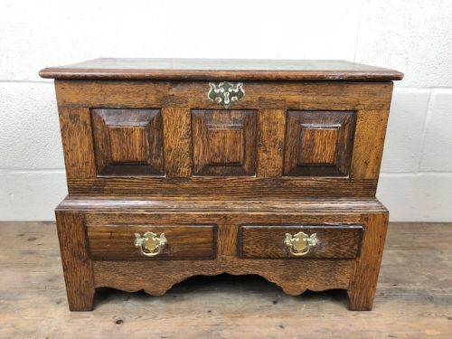 18th Century Style Welsh Oak Coffer Bach