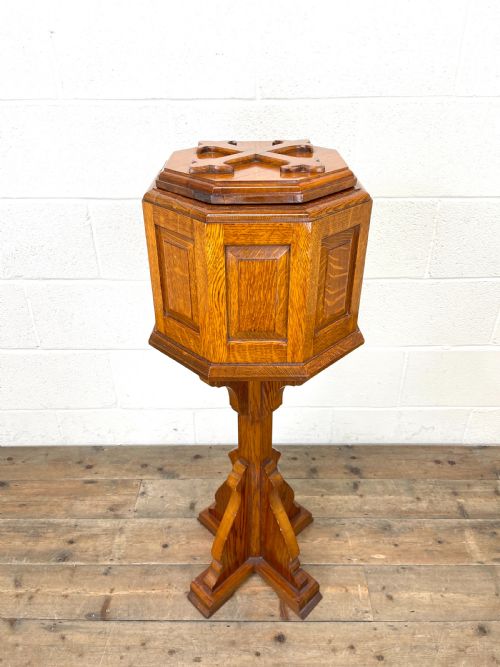 fig 1. Antique Pine Church Font