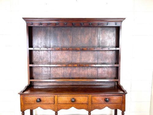 fig 2. 19th Century Welsh Oak Pot Board Dresser