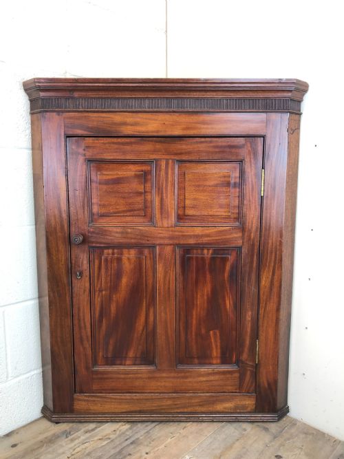 Antique Mahogany Wall Hanging Corner Cupboard