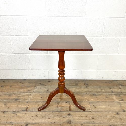 Small Antique Mahogany Tilt Top Table